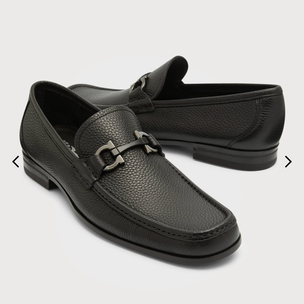 Size10D Salvatore Ferragamo Grandioso/NERO PEBBLE CALF   asking $525 priced $850